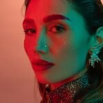 10 Fashion Accessories Every Woman Should Own