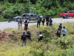 Satgas Ops Damai Cartenz Secara Profesional Gelar Rekonstruksi Keterlibatan Nikson Matuan Saat Penembakan Anggota Brimob