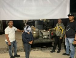 Sat res narkoba polres jayawijaya amankan tempat produksi minuman keras ilegal jenis cap tikus di jl. jb wenas