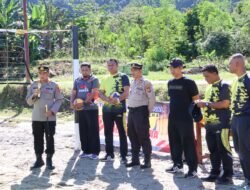 Menyongsong hari Bhayangkara ke 79, Polres Teluk Wondama gelar pertandingan Bola volly antar fungsi